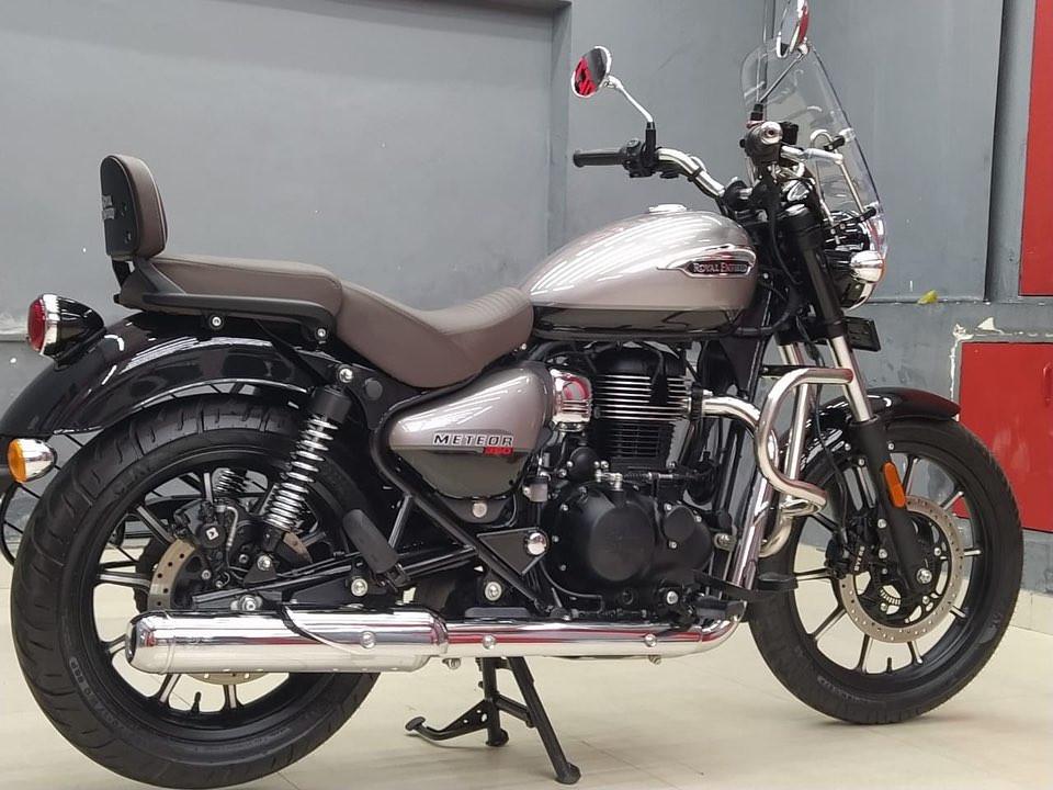 9H Ceramic Coating Service Protection for Your Car & Bike in Noida - Image 4