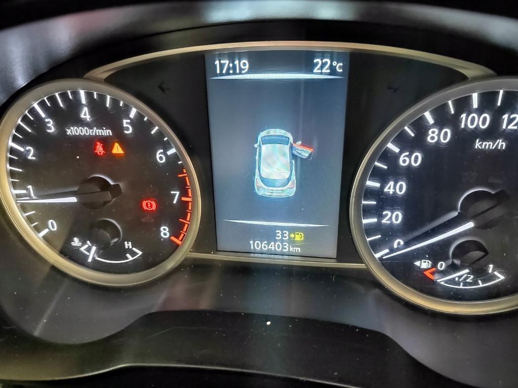 2018 Nissan Micra 0.9T Acenta with 106403kms in Cape Town - Image 11