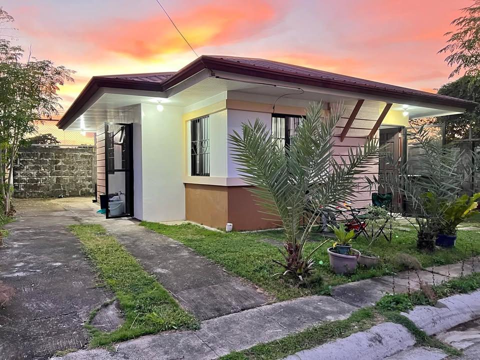 Fully Furnished House for Rent Ajoya Subdivision in Consolacion - Image 7