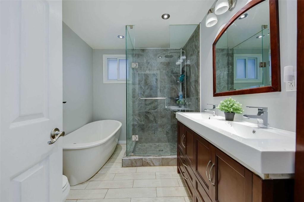 3 beds 1 bath House for Rent in New Tecumseth - Image 8