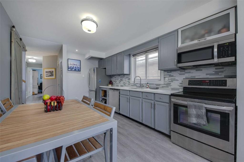 3 beds 1 bath House for Rent in New Tecumseth - Image 4