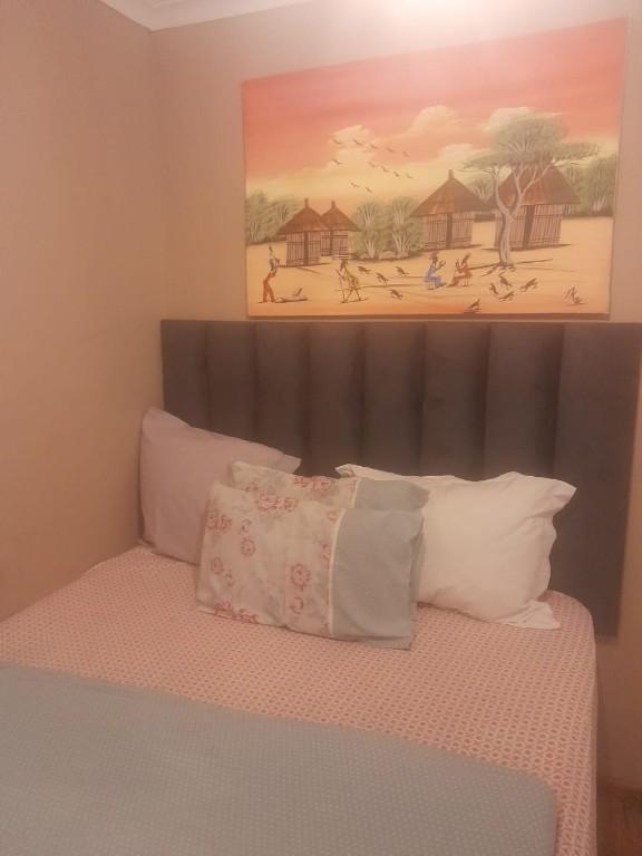 Cheapest Guest House Near Me In Roodepoort.+27730450058 in South Africa - Image 5