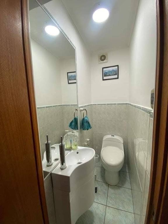 CASA CON PISCINA BOSQUES DE MONTEMAR en Concón - Imagen 8