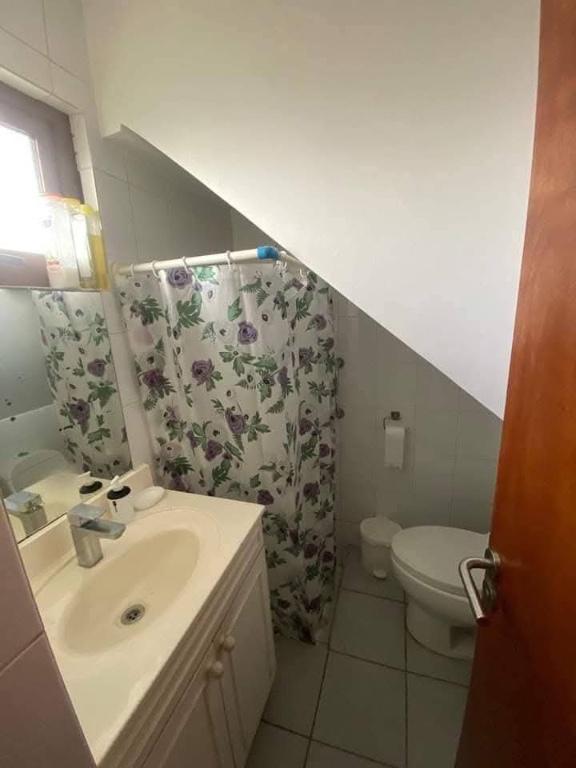 CASA CON PISCINA BOSQUES DE MONTEMAR en Concón - Imagen 9