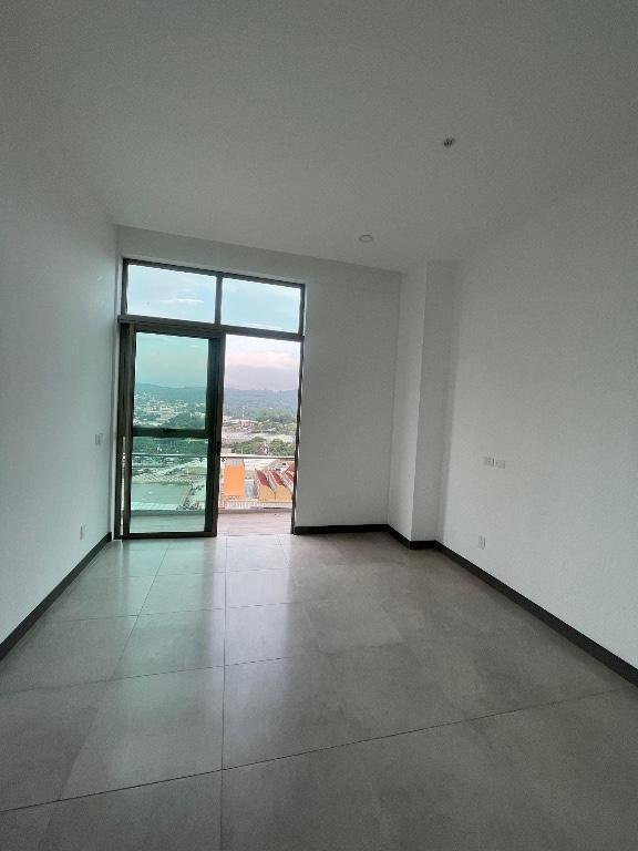 Se alquila penthouse en Puerta del Alma en San José Villanueva - Imagen 8