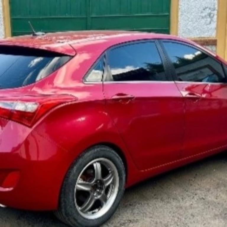 Hyundai Elantra 2016 en Cobán - Imagen 3