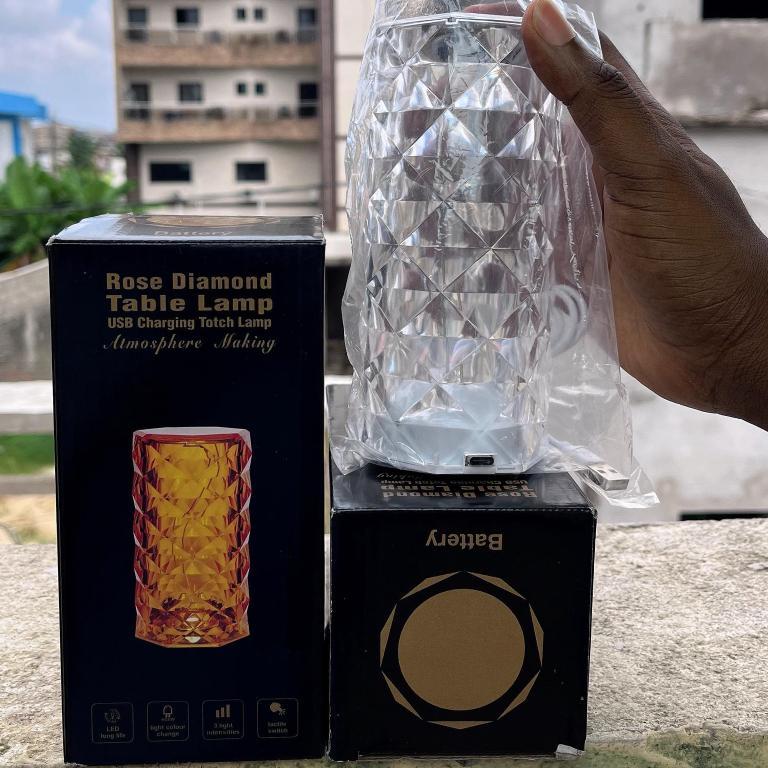 Lampe de Table Effet Diamant avec Télécommande en Côte d’Ivoire - Photo 1