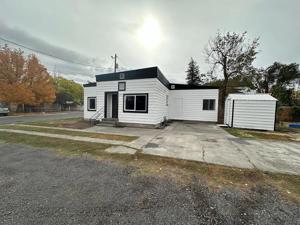 House for Rent in Pendleton, Oregon, Ref# 202063333 in Kennewick - Image 1