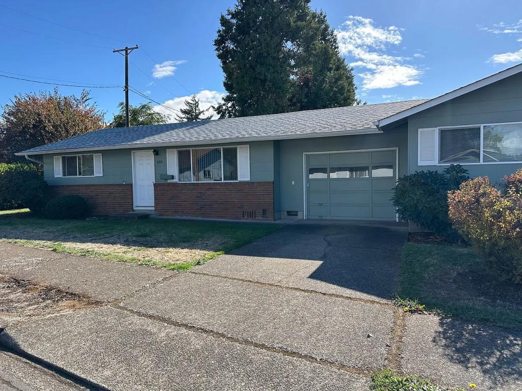 House for Rent in Springfield, Oregon, Ref# 202063326 in Eugene - Image 1