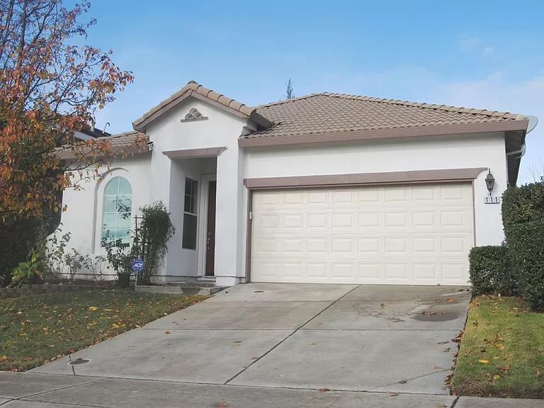 House for Rent in Folsom, California, Ref# 202049907 in Sacramento - Image 1