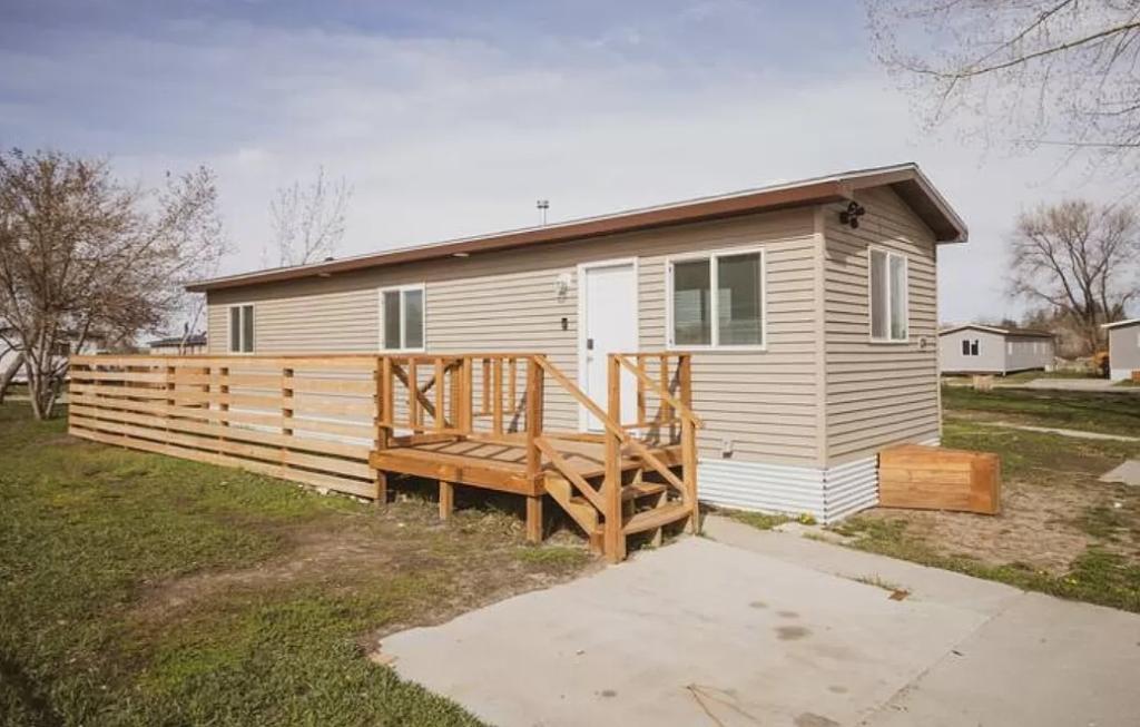 House for Rent in Lander, Wyoming, Ref# 202048933 in Casper - Image 1