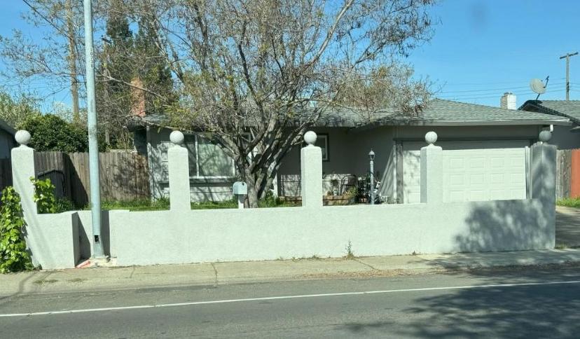 House for Rent in Rancho Cordova, California, Ref# 202048574 in Sacramento - Image 1