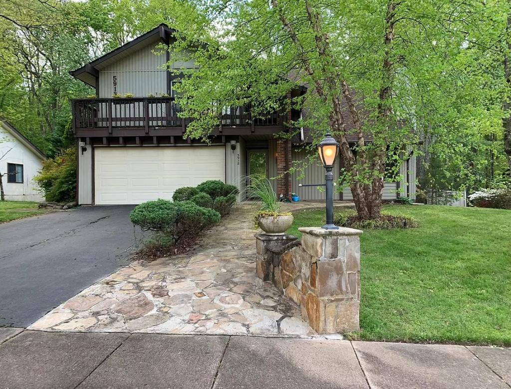 House for Rent in Springfield, Virginia, Ref# 202044340 in Alexandria - Image 1