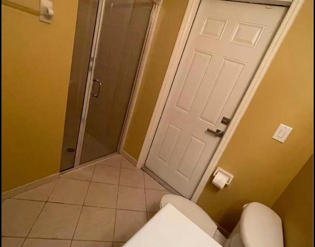 House for Rent in Homestead, Florida, Ref# 202044128 in Miami - Image 1