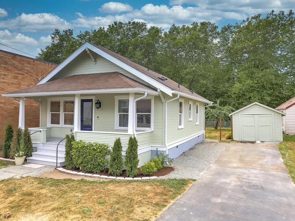 House for Rent in Renton, Washington, Ref# 202042817 in Renton - Image 1