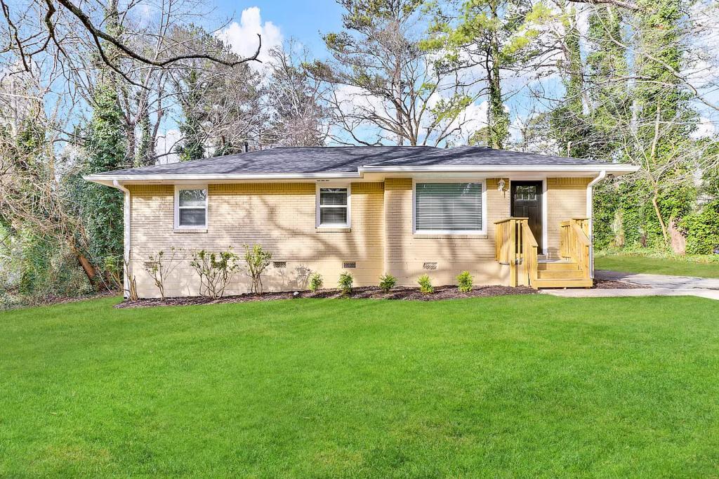 House for Rent in Decatur, Georgia, Ref# 202039444 in Atlanta - Image 1