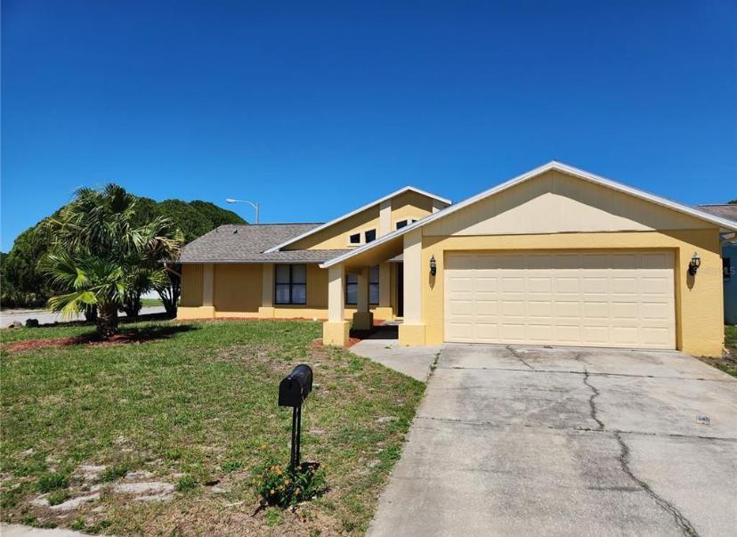 House for Rent in Port Richey, Florida, Ref# 202036425 in Bremerton - Image 1