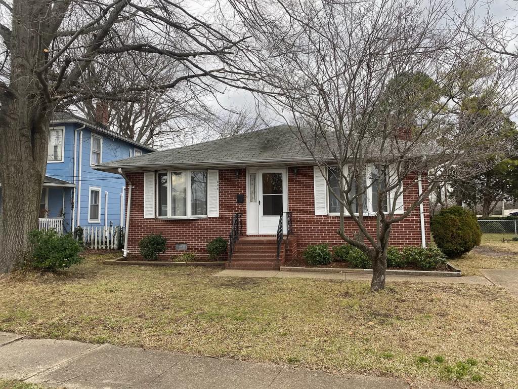 House for Rent in Hampton, Virginia, Ref# 202035801 in Hampton - Image 1