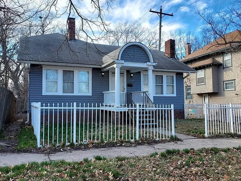House for Rent in Topeka, Kansas, Ref# 202031990 in Topeka - Image 1