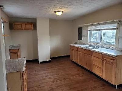 House for Rent in Springfield, Ohio, Ref# 202030222 in Springfield - Image 1