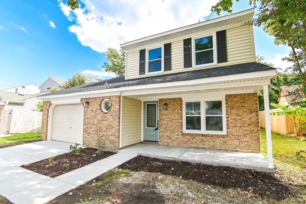 House for Rent in Virginia Beach, Virginia, Ref# 202026341 in Virginia Beach - Image 1