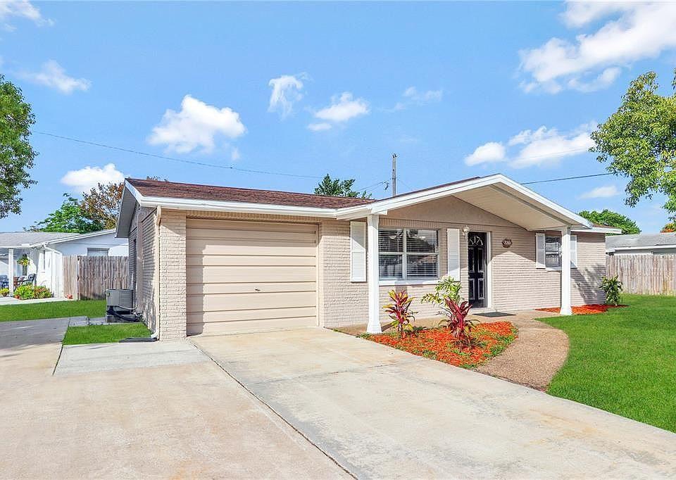 House for Rent in Port Richey, Florida, Ref# 202020639 in Spring Hill - Image 1