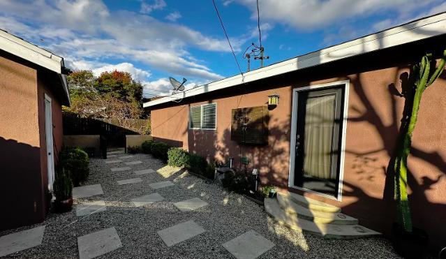 House for Rent in Montclair, California, Ref# 202020054 in Paterson - Image 1