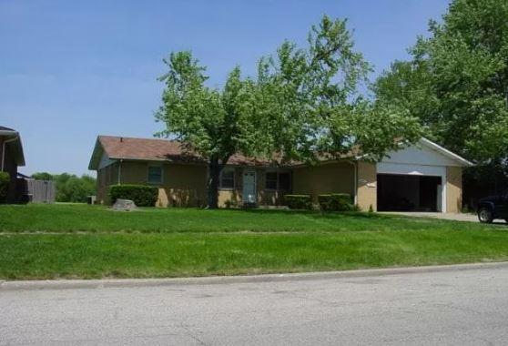 House for Rent in Springfield, Illinois, Ref# 202018654 in Springfield - Image 1