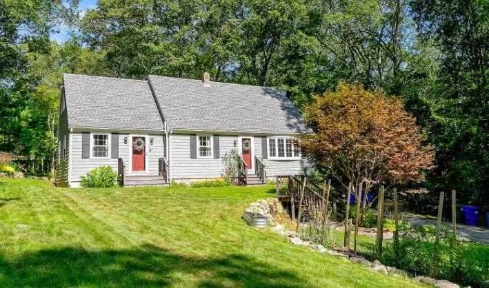 House for Rent in Exeter, Rhode Island, Ref# 202014594 in Nashua - Image 1