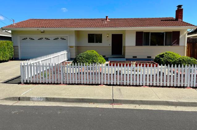House for Rent in San Ramon, California, Ref# 202014427 in Walnut Creek - Image 1