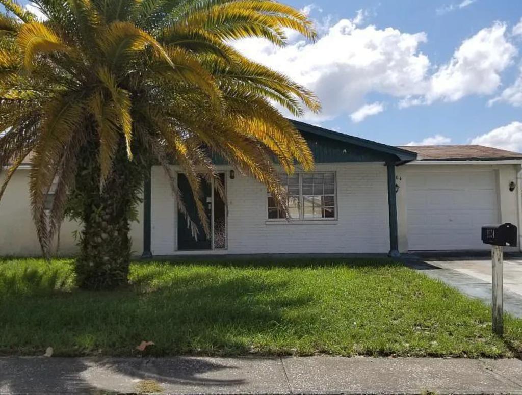 House for Rent in Port Richey, Florida, Ref# 202012671 in Clearwater - Image 1