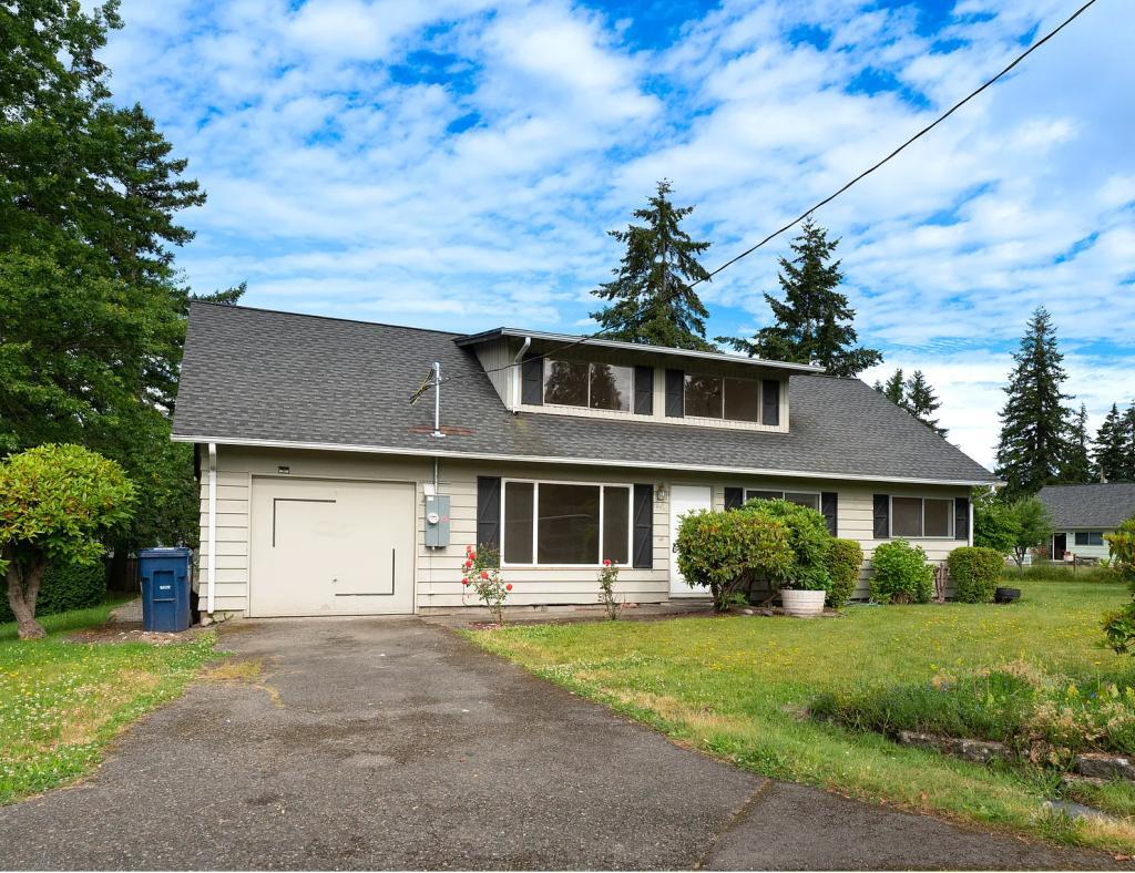 House for Rent in Renton, Washington, Ref# 202008827 in Renton - Image 1