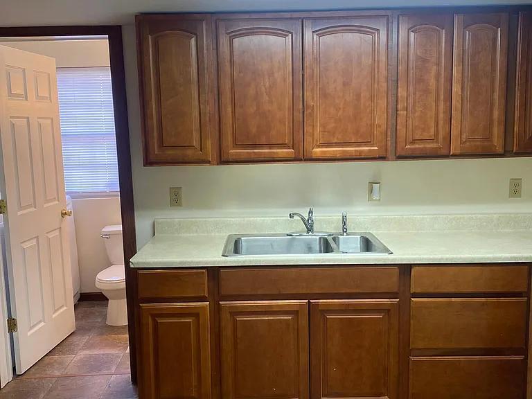 House for Rent in Springfield, Ohio, Ref# 202007877 in Springfield - Image 1