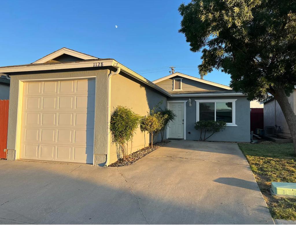 House for Rent in Tehachapi, California, Ref# 202003266 in Lancaster - Image 1