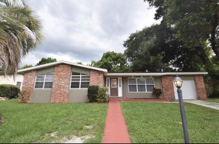 House for Rent in Deltona, Florida, Ref# 201996741 in Deltona - Image 1