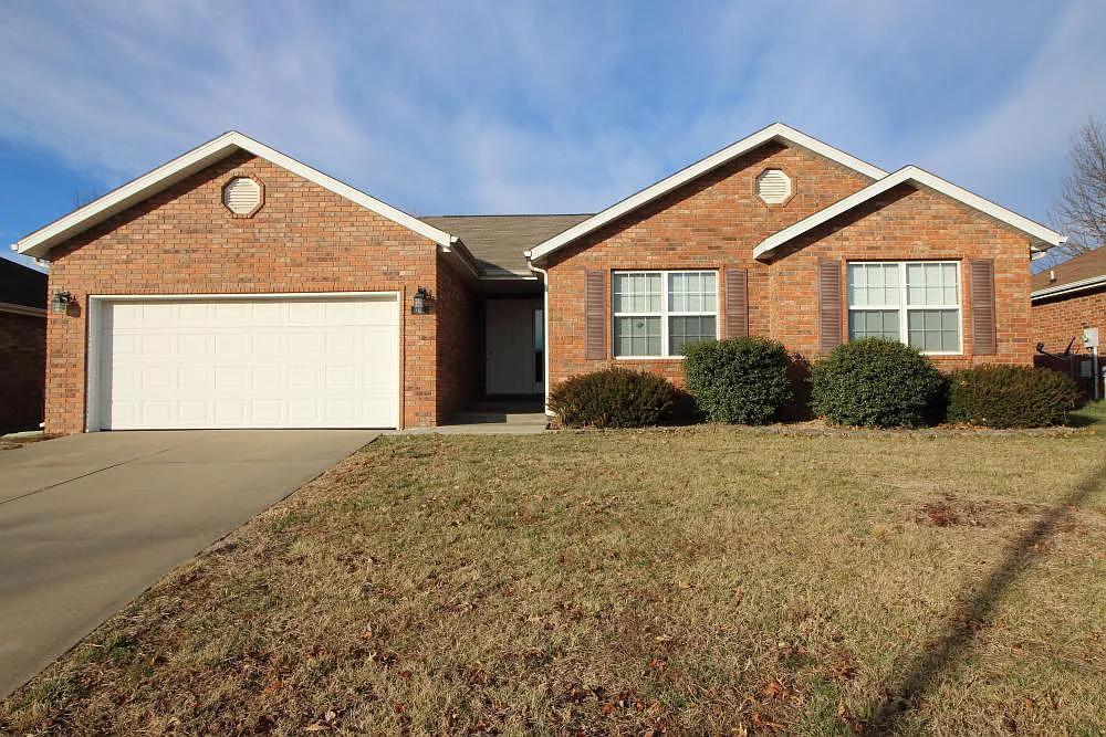 House for Rent in Springfield, Missouri, Ref# 201996817 in Eugene - Image 1