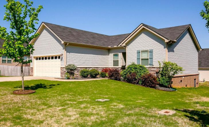 House for Rent in Spring Hill, Tennessee, Ref# 201996228 in Des Moines - Image 1