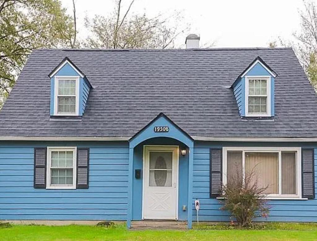 House for Rent in Warren, Ohio, Ref# 201993876 in Youngstown - Image 1