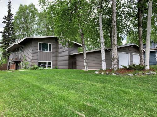 House for Rent in Anchorage, Alaska, Ref# 201979174 in Anchorage - Image 1