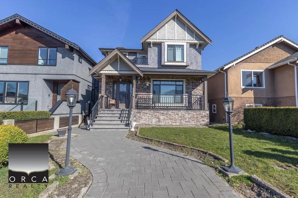House for Rent in Vancouver, Ontario, Ref# 202040805 in New Westminster - Image 1