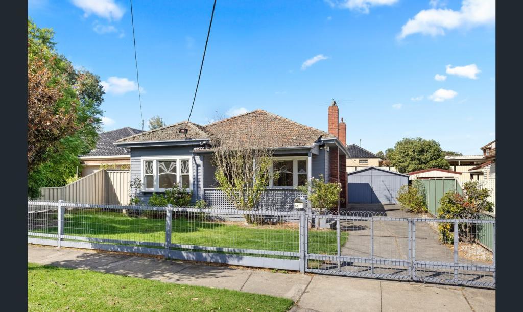 House for Rent in Brunswick, Victoria, Ref# 202051668 in Broadmeadows - Image 1