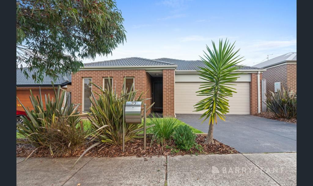 House for Rent in Berwick, Victoria, Ref# 202051672 in Berwick - Image 1