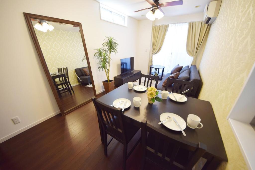 Apartment for Rent in Tokyo, Tokyo, Ref# 202026811 in Chiyoda - Image 1