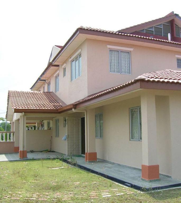 House for Rent in Puchong, Selangor, Ref# 653085 in Puchong New Village - Image 1