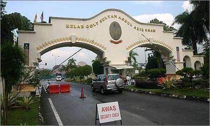 House for Sale in Shah Alam, Selangor, Ref# 211191 in Kuala Lumpur - Image 1