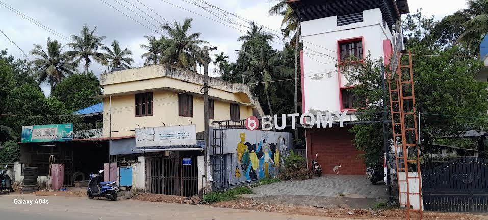 COMMERICAL SPACE RENT KUNDAMANKADAV TRIVANDRUM in Palayam - Image 4