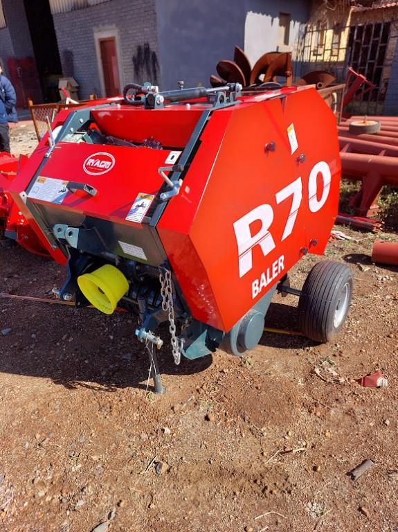 Mini Round Baler (R70) R69900 excl vat in Vereeniging - Image 1
