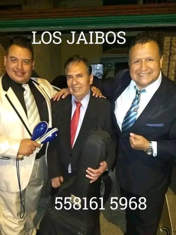 En Infonavit TRÍO DEL BOLERO en Ciudad Valles - Imagen 5