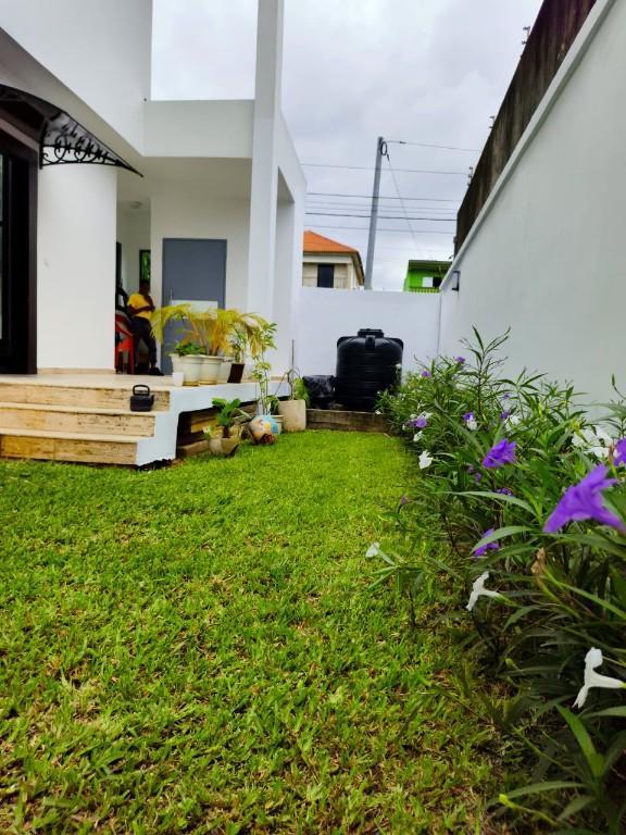 Villa Duplex 5 pièces Cocody Riviera 4 en Côte d’Ivoire - Photo 5