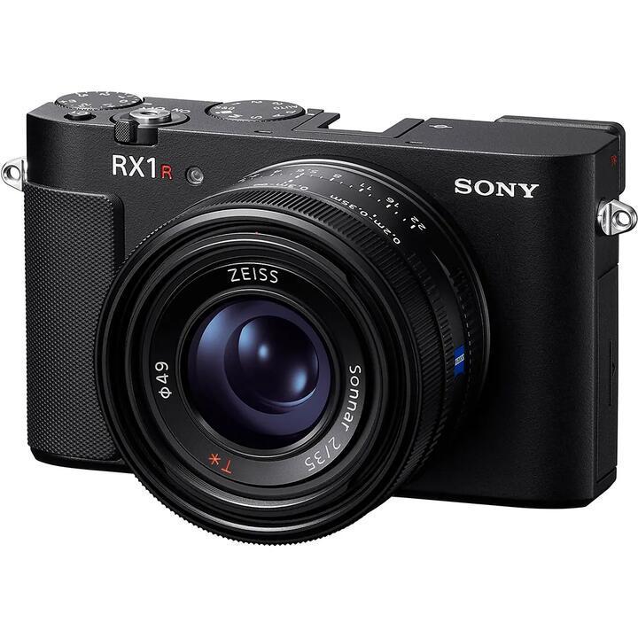 Sony DSC- RX1R III 61.0MP 35mm FullFrame Digital Compact Camera in Adelaide - Image 1